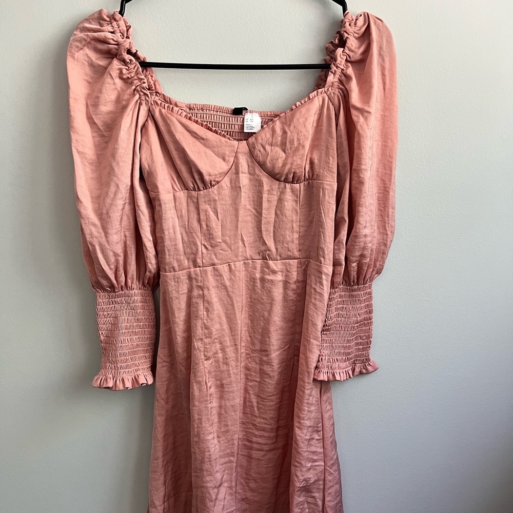 H&M pink dress - Picture 1 of 3